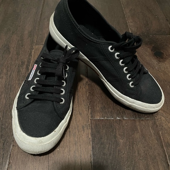 Superga Italian sneakers! - Picture 4 of 4